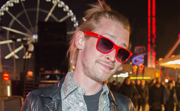 macaulay_culkin_red_rayban
