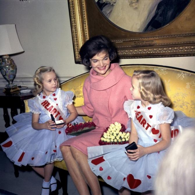 115110-jackie-kennedy-had-a-signature-style
