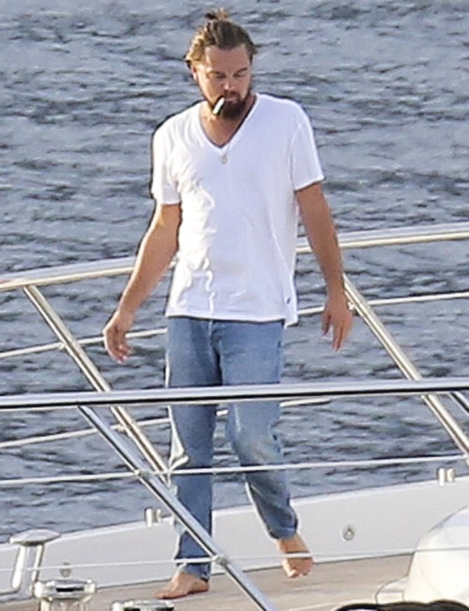FFN_DiCaprio_YachtKarate_EXCL_PAL_072214_51484445