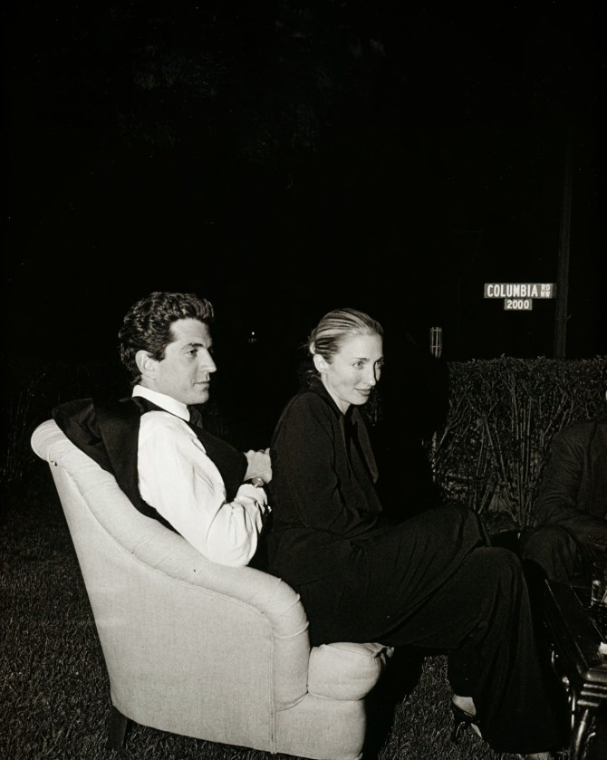 John-F-Kennedy-Carolyn-Bessette-Kennedy-Washington-DC-May-1-1999