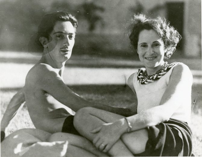 daliph-a0060-gala-and-dali-ca-1930