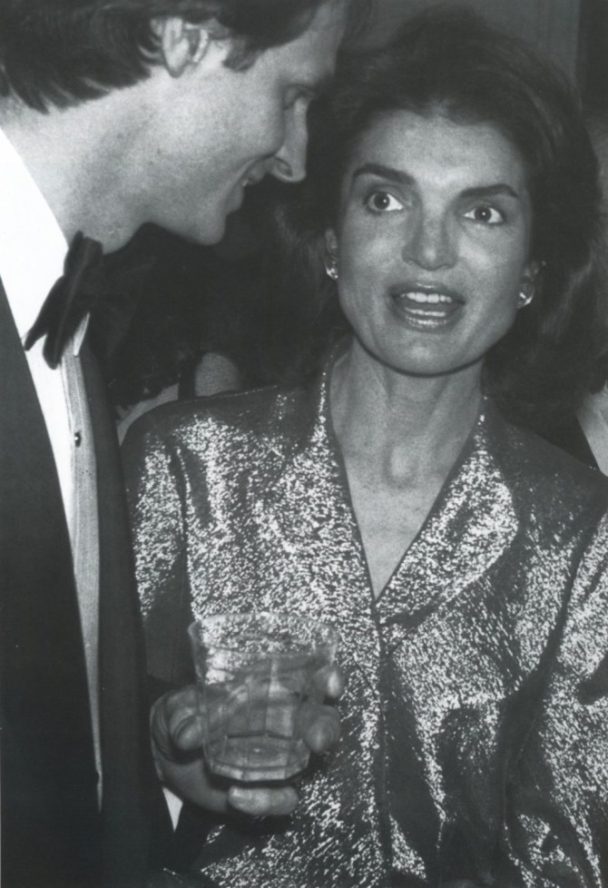 Halston-and-Jacqueline-Onassis-