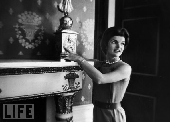 jacqueline-jackie-kennedy-white-house-restoration-13