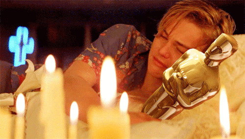 GIF_leonardo_dicaprio_titanic_poor_leo_meme